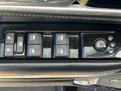 2022 Jeep Wagoneer Series III 4x4