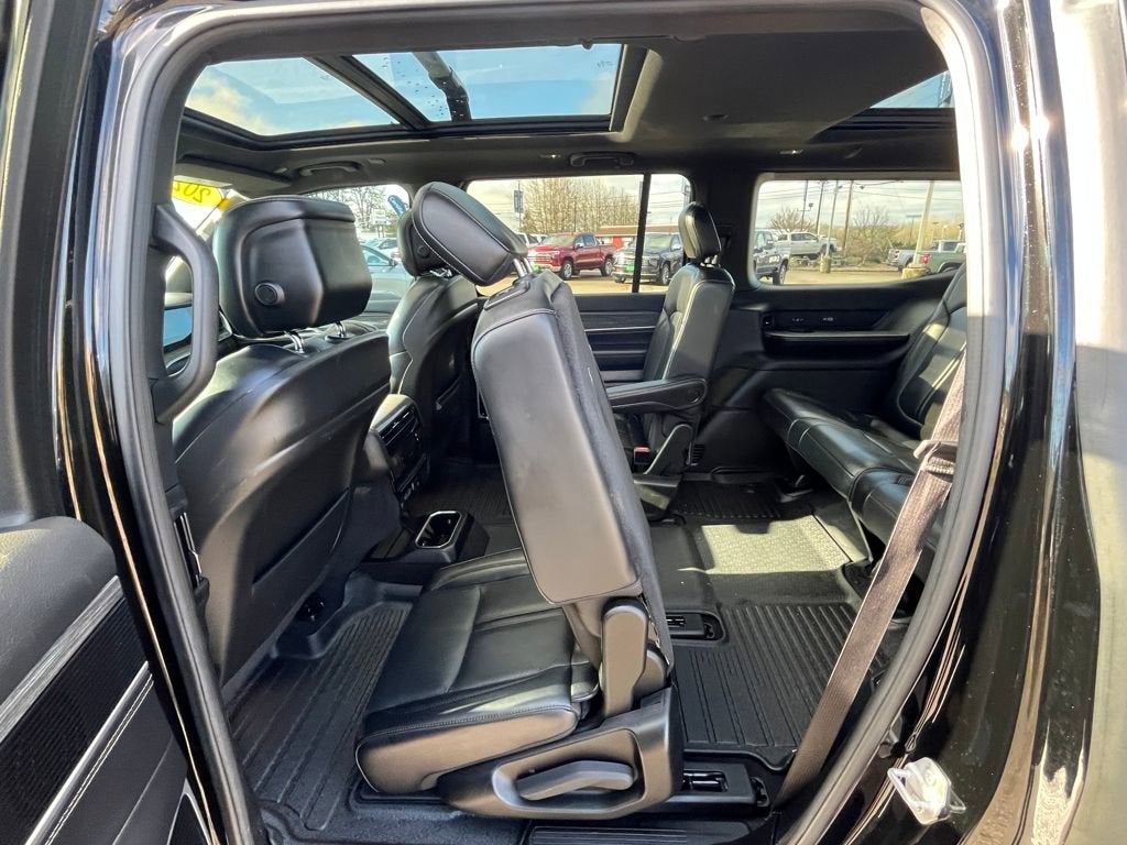 2022 Jeep Wagoneer Series III 4x4