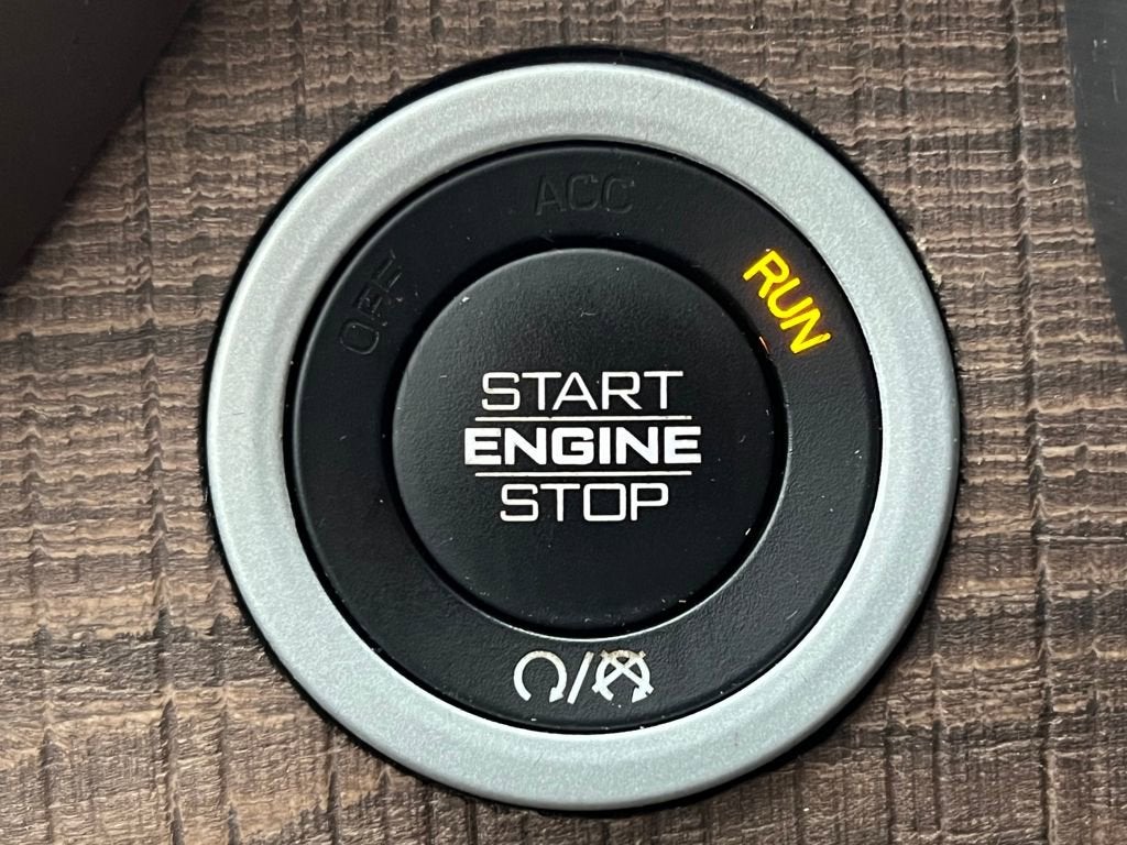 2019 RAM 1500 Longhorn Crew Cab 4x4 5'7" Box