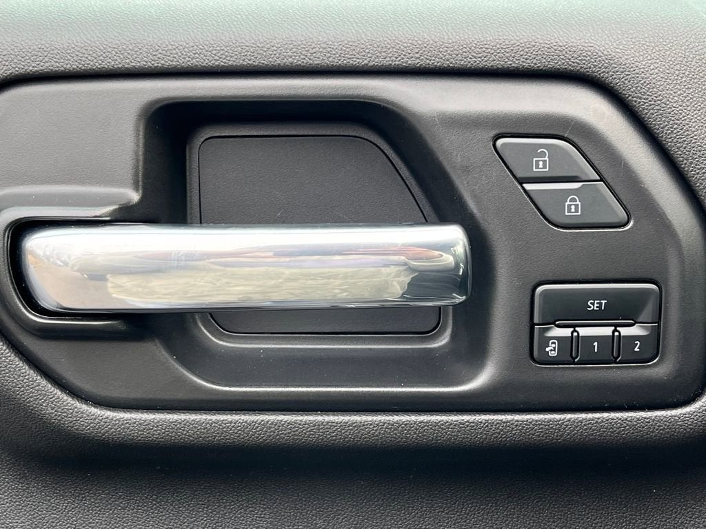 2022 Chevrolet Silverado 3500 HD High Country DRW