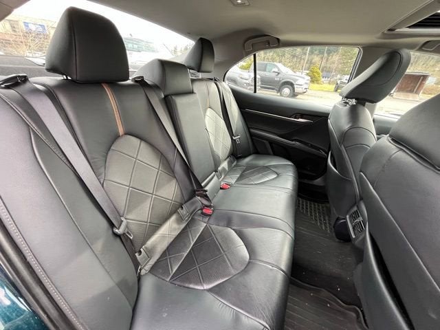 2018 Toyota Camry Hybrid XLE