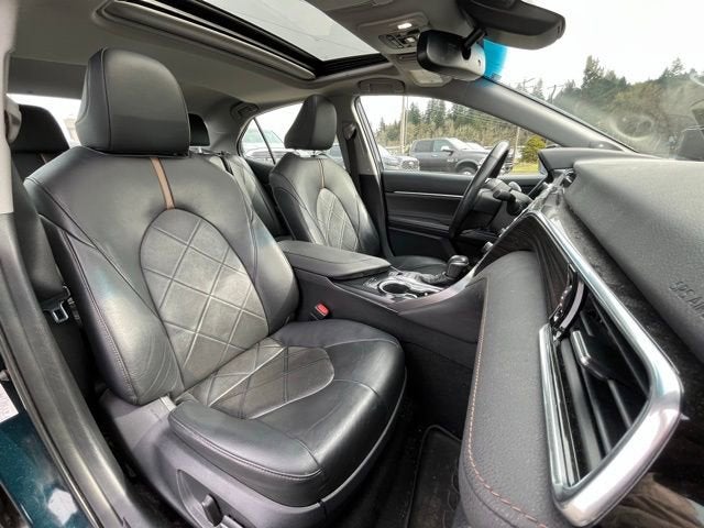 2018 Toyota Camry Hybrid XLE