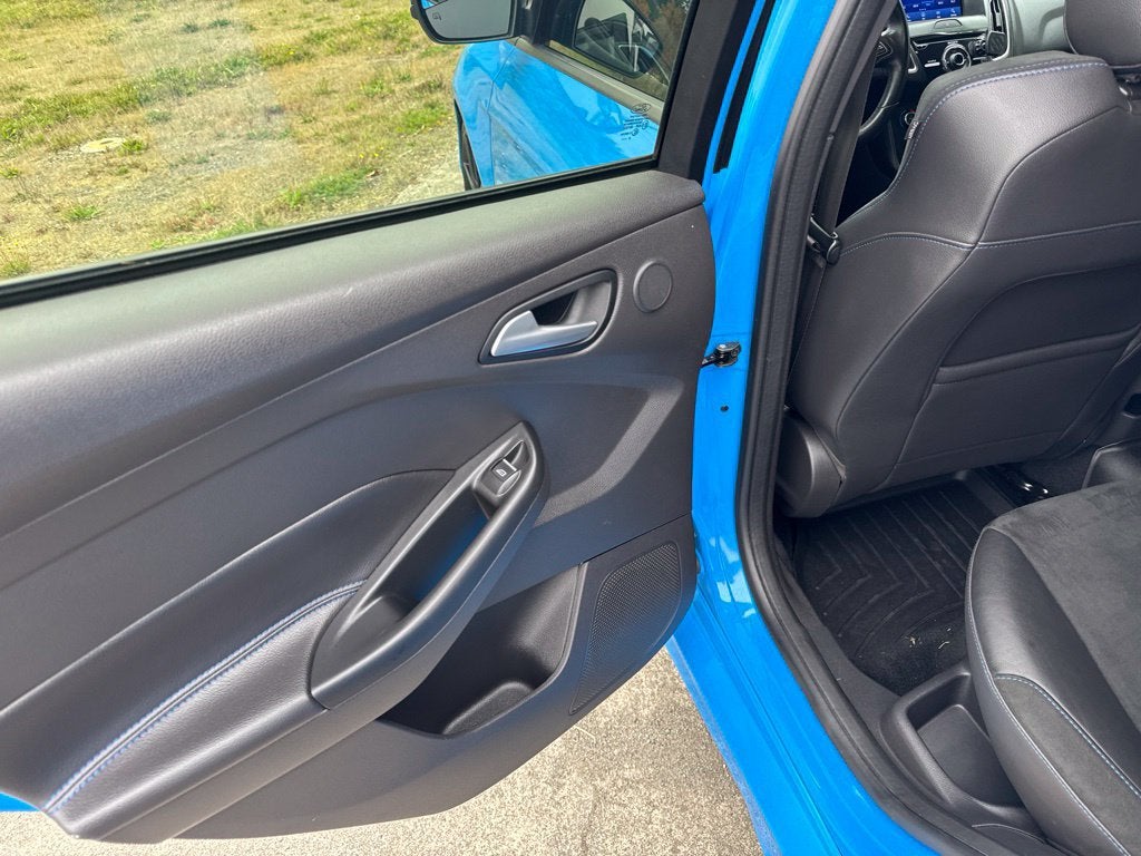 2017 Ford Focus RS RS