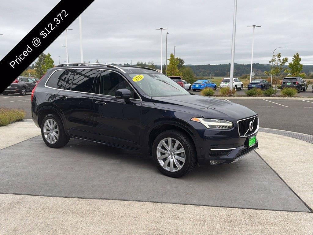 2017 Volvo XC90 T6 Momentum