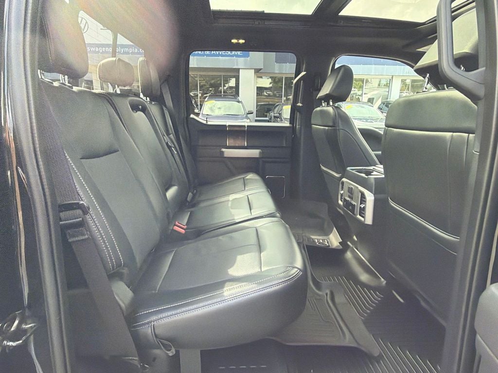 2022 Ford F-350SD Lariat
