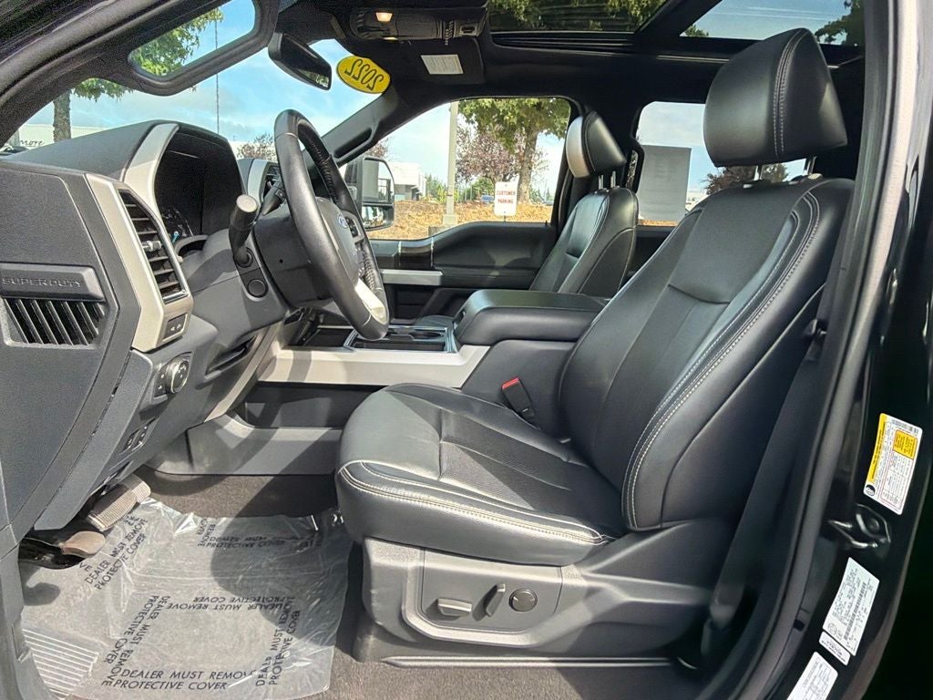2022 Ford F-350SD Lariat
