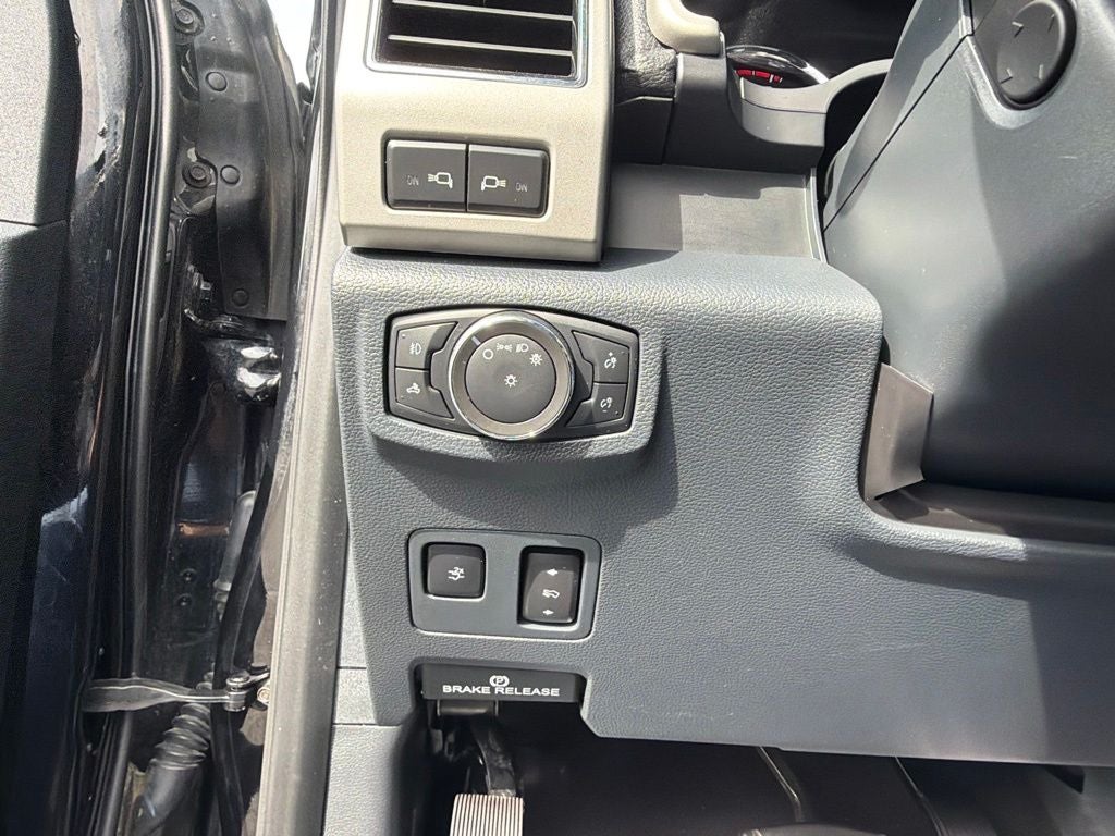 2022 Ford F-350SD Lariat