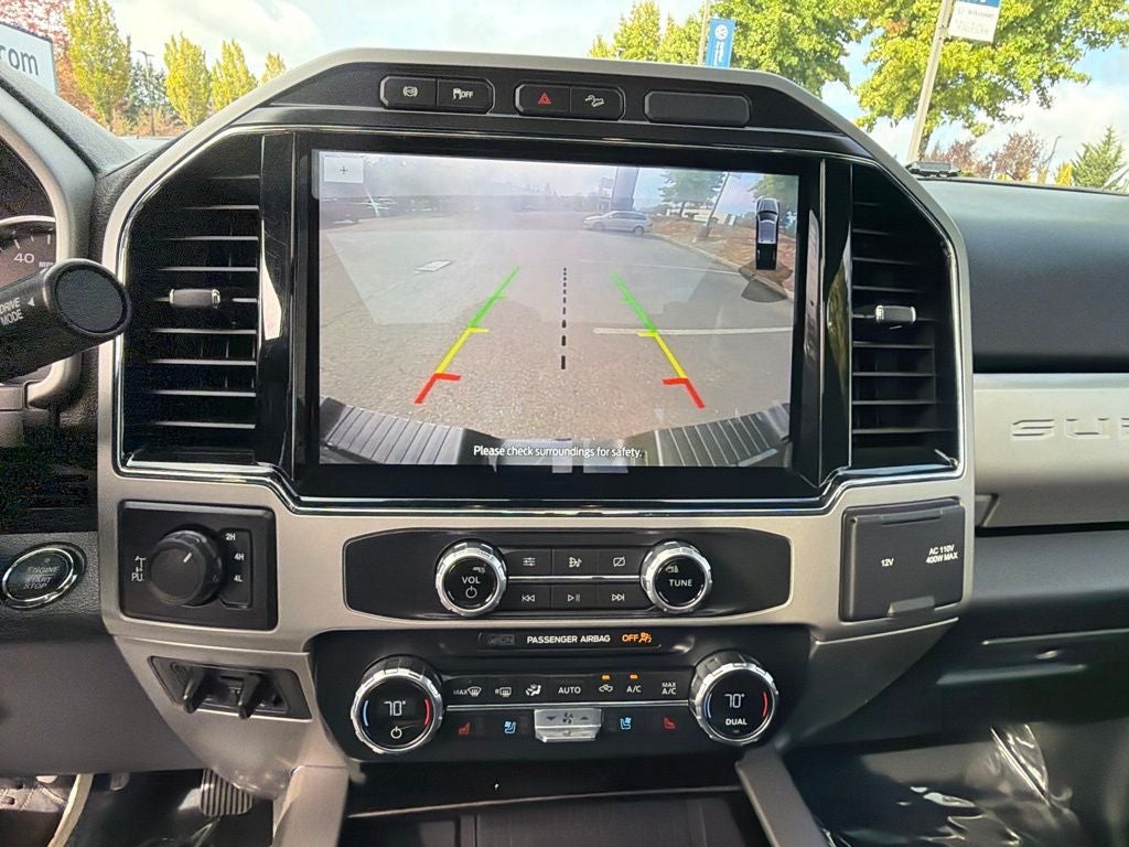 2022 Ford F-350SD Lariat
