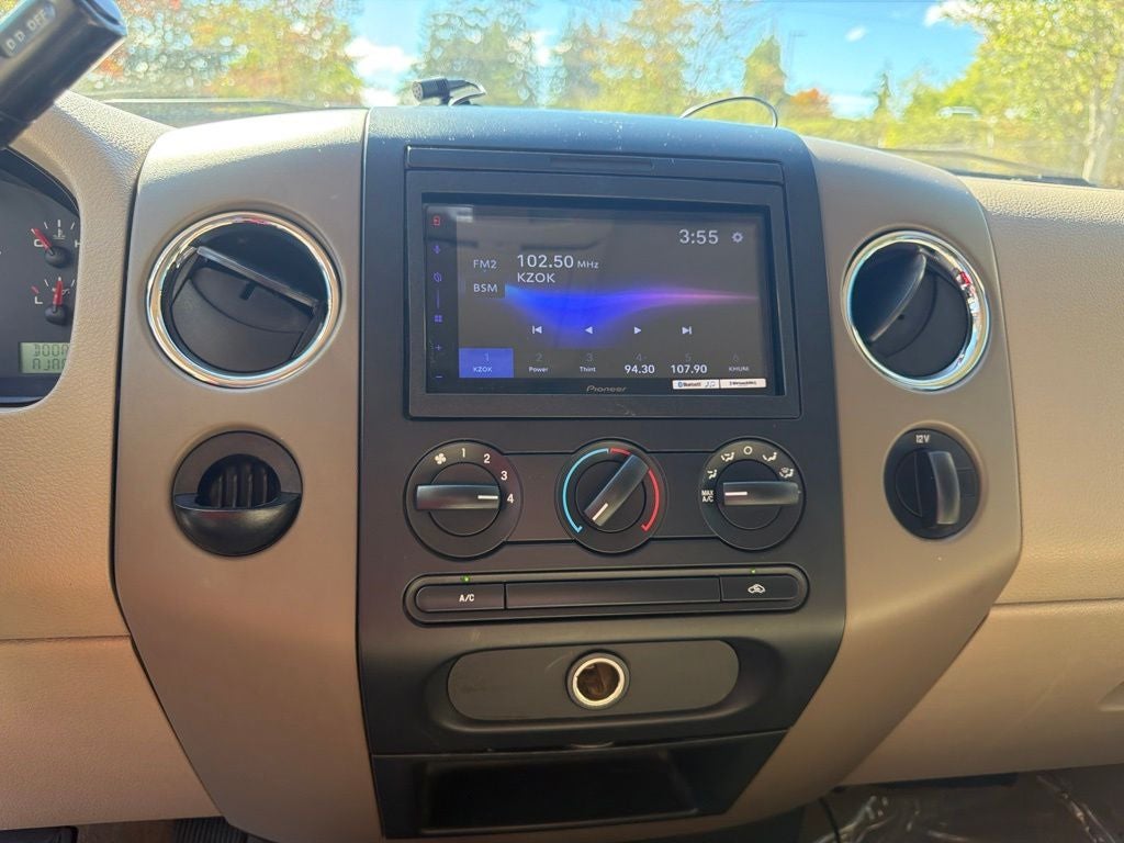 2004 Ford F-150 STX