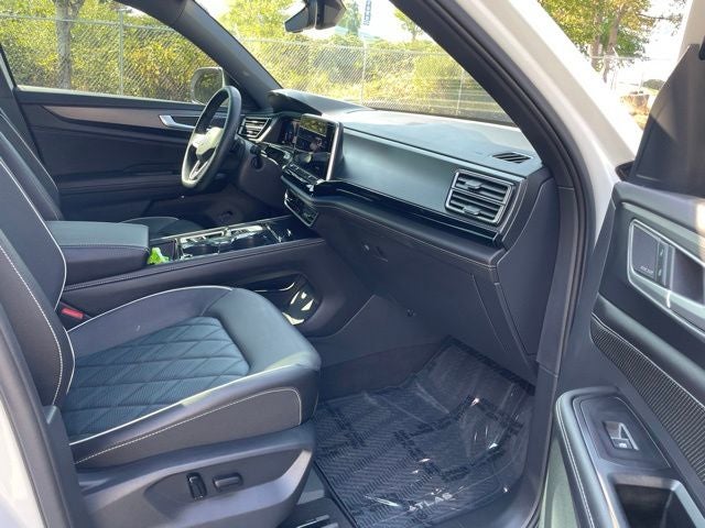 2024 Volkswagen Atlas Cross Sport 2.0T SEL Premium R-Line