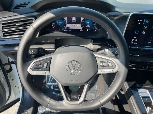 2024 Volkswagen Atlas Cross Sport 2.0T SEL Premium R-Line