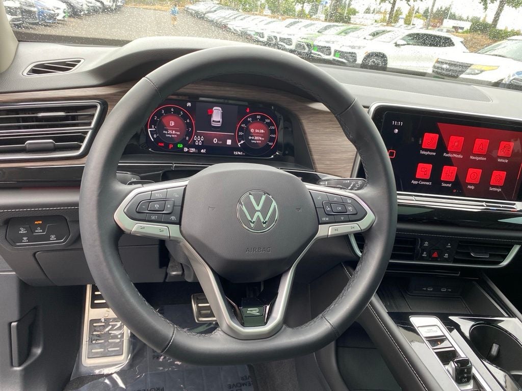 2025 Volkswagen Atlas 2.0T SEL Premium R-Line