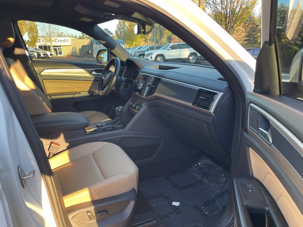 2020 Volkswagen Atlas Cross Sport 2.0T SEL 4Motion