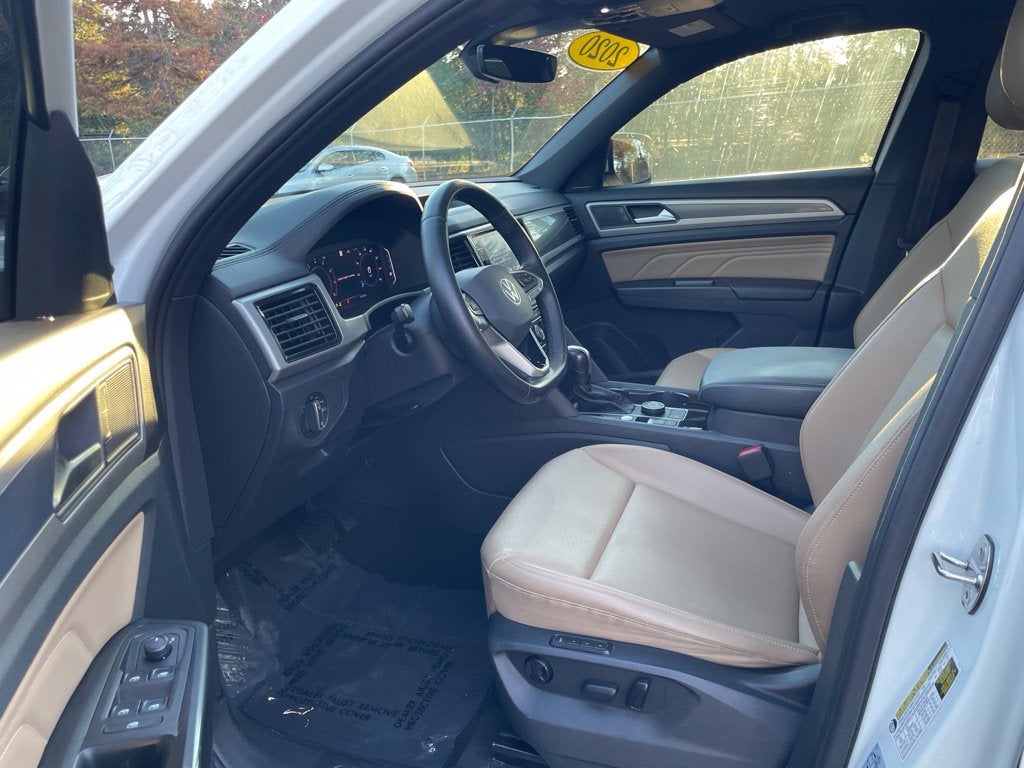 2020 Volkswagen Atlas Cross Sport 2.0T SEL 4Motion