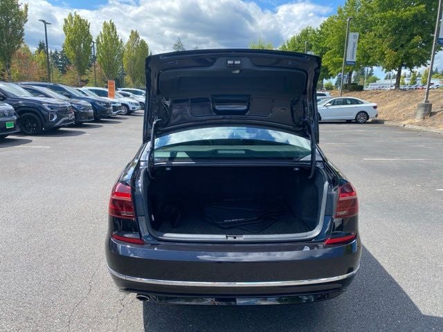 2018 Volkswagen Passat 2.0T R-Line