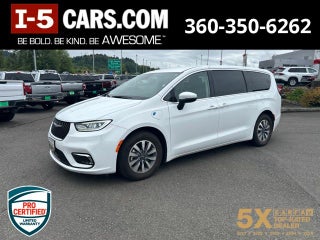 2023 Chrysler Pacifica Hybrid Touring L
