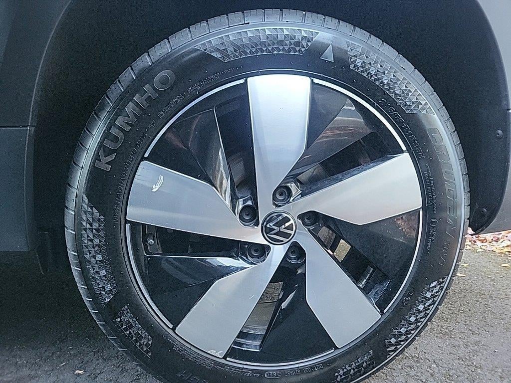 2025 Volkswagen Taos S