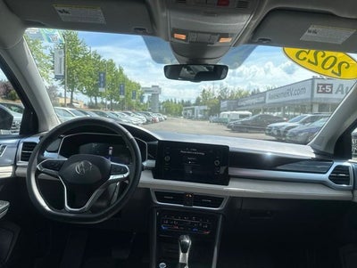 2025 Volkswagen Taos 1.5T SE