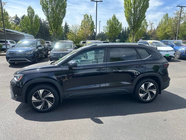 2025 Volkswagen Taos 1.5T SE
