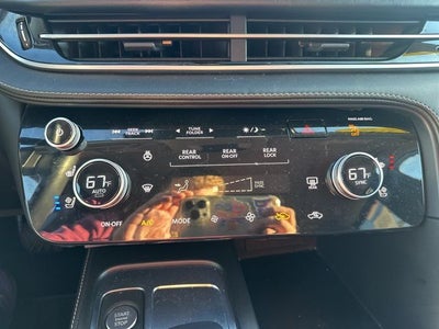 2022 INFINITI QX60 LUXE