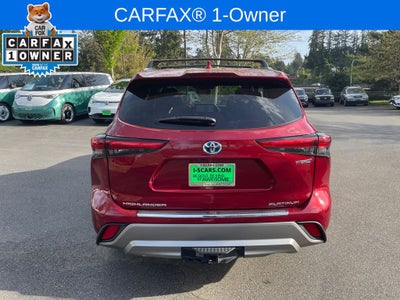 2022 Toyota Highlander Hybrid Platinum