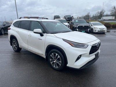 2021 Toyota Highlander Hybrid XLE