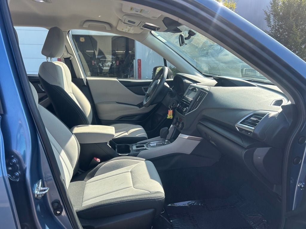 2023 Subaru Forester Base