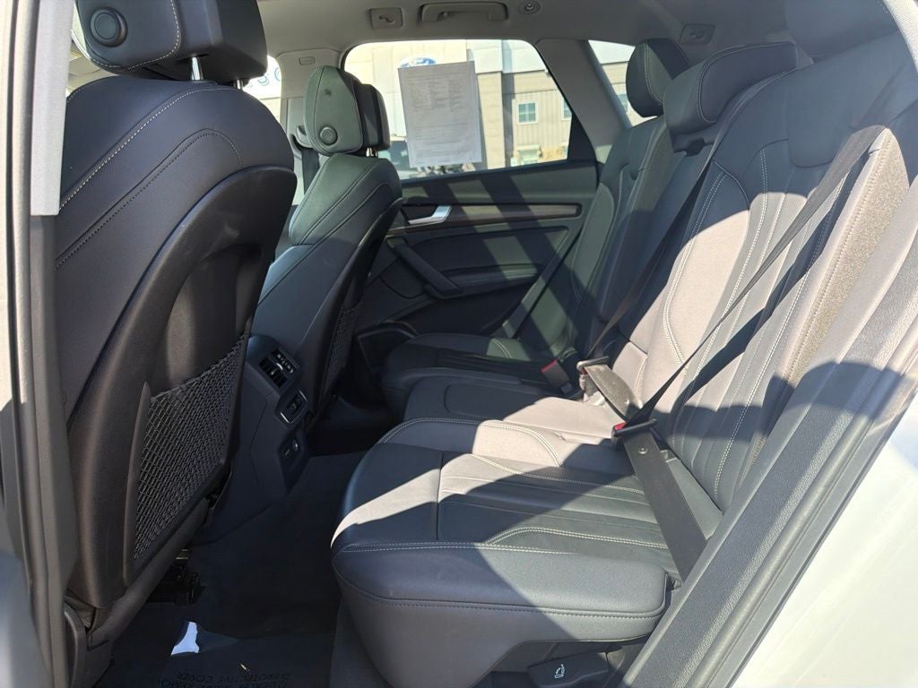 2024 Audi Q5 45 S line Premium quattro
