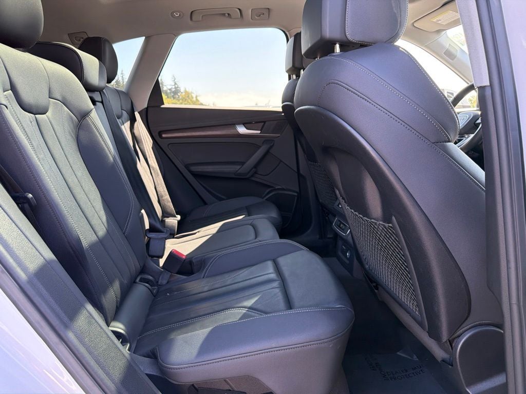 2024 Audi Q5 45 S line Premium quattro