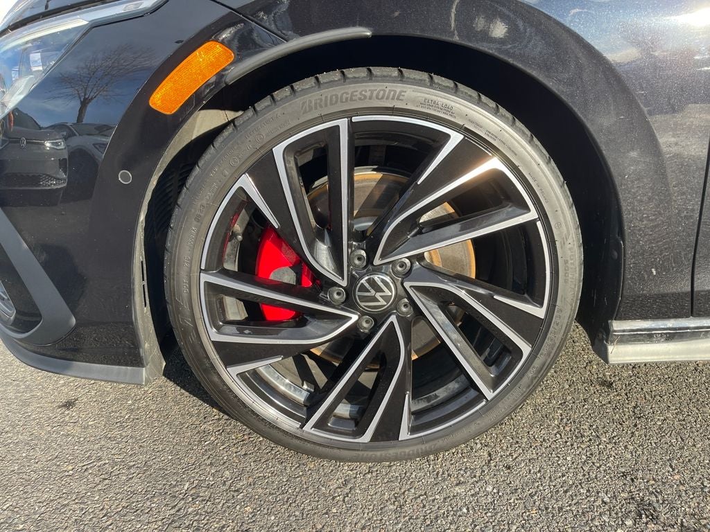2024 Volkswagen Golf GTI Autobahn