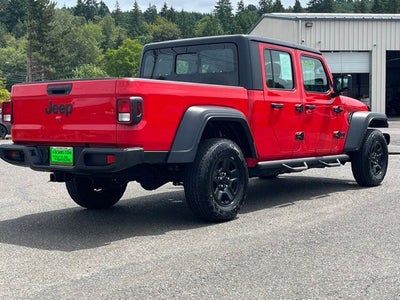2023 Jeep Gladiator Sport