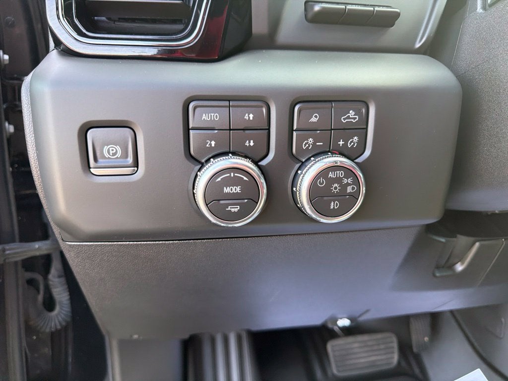 2026 GMC Sierra 3500HD AT4