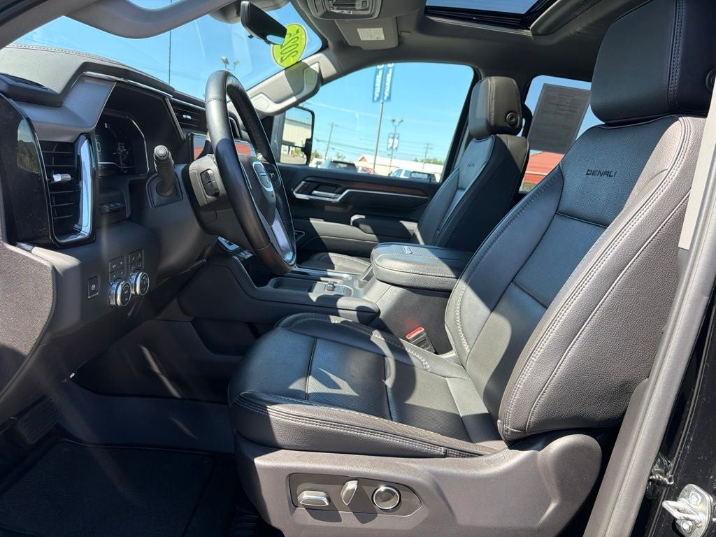 2025 GMC Sierra 3500HD Denali