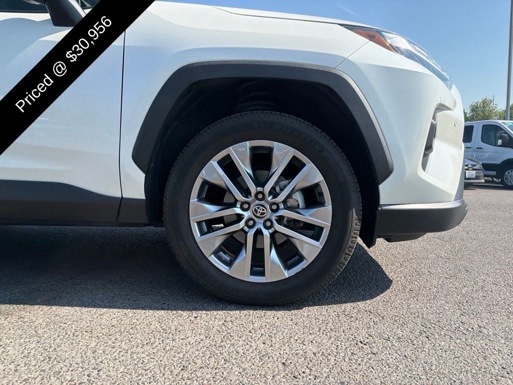 2022 Toyota RAV4 XLE Premium