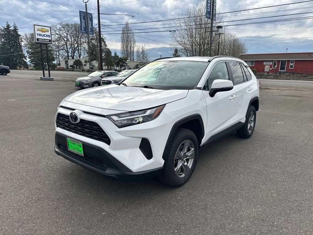 2024 Toyota RAV4 XLE