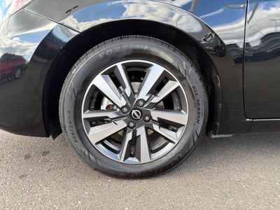 2024 Nissan Versa 1.6 SV