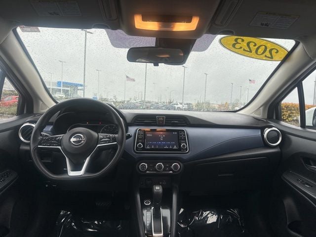2023 Nissan Versa 1.6 SV
