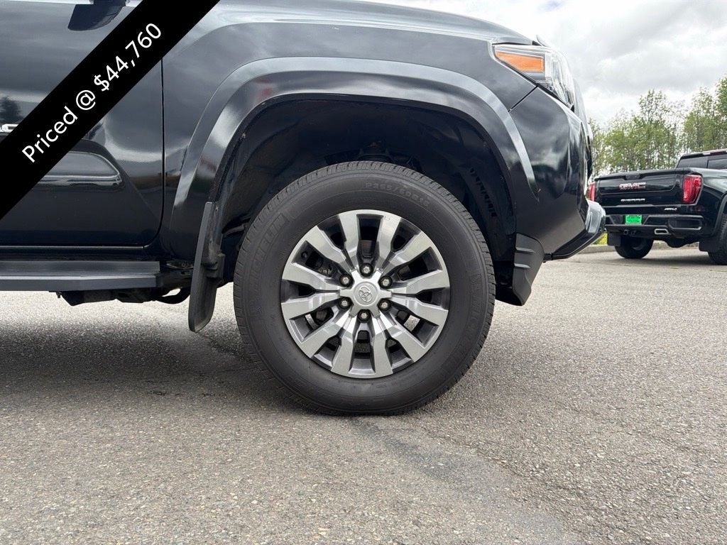 2023 Toyota Tacoma Limited V6