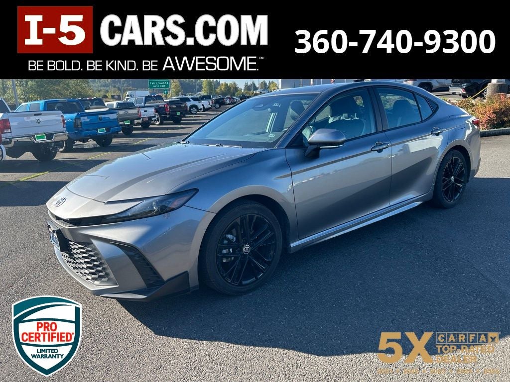 2025 Toyota Camry SE