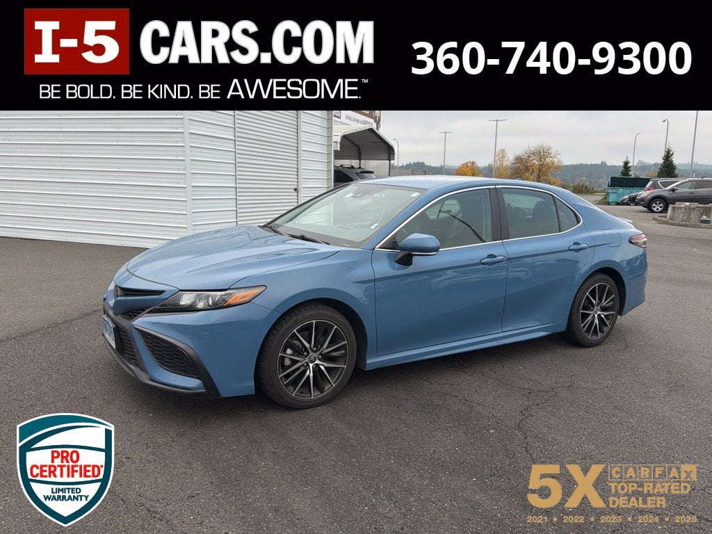 2024 Toyota Camry SE