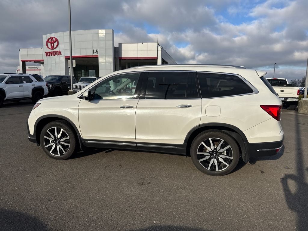 2021 Honda Pilot Touring 8 Passenger