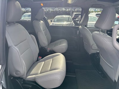 2020 Toyota Sienna Limited Premium 7 Passenger