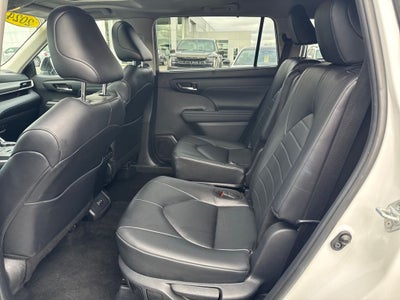 2024 Toyota Highlander XLE