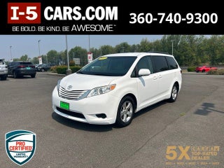 2015 Toyota Sienna LE 8 Passenger