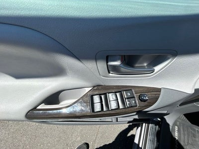 2017 Toyota Sienna XLE 8 Passenger