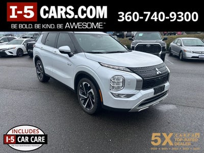 2023 Mitsubishi Outlander PHEV SE