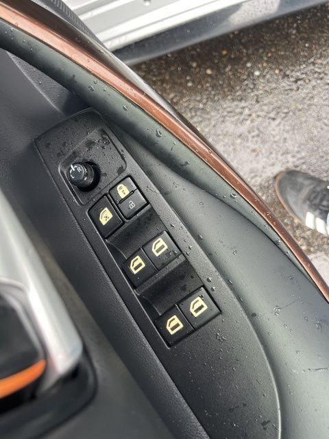 2023 Toyota Corolla Hybrid SE