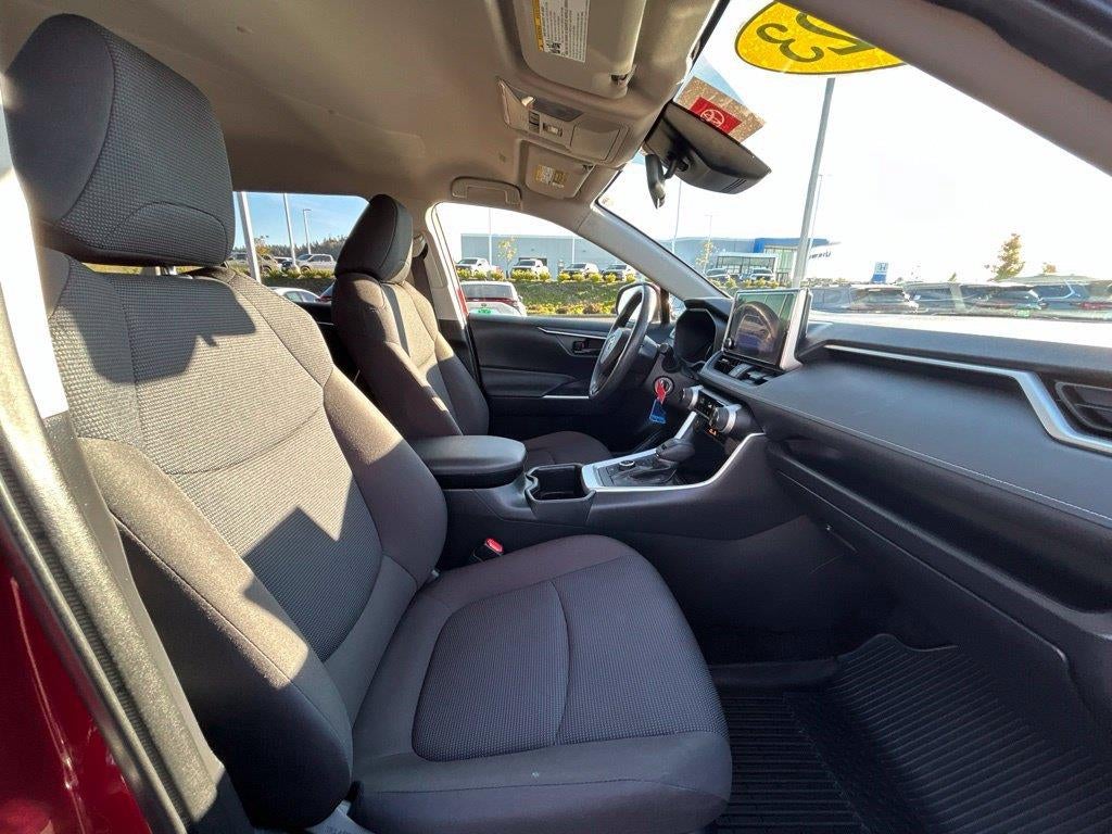 2023 Toyota RAV4 Hybrid LE