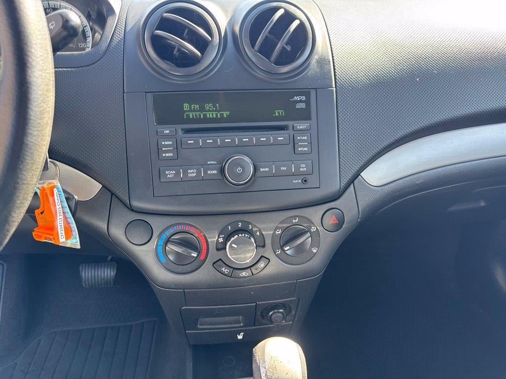 2009 Chevrolet Aveo LT w/1LT