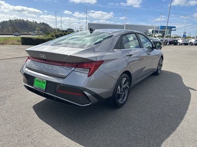 2024 Hyundai Elantra Limited